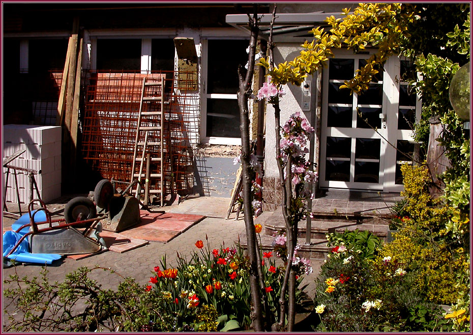 "BLÜHENDE BAUSTELLE"