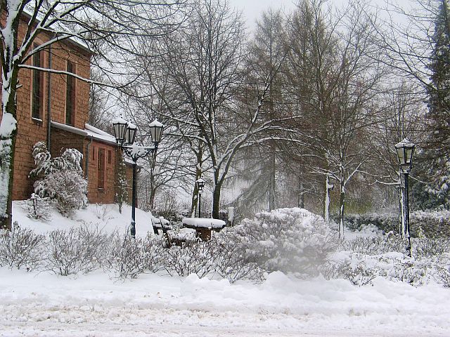 sitzplatz bei der kirche