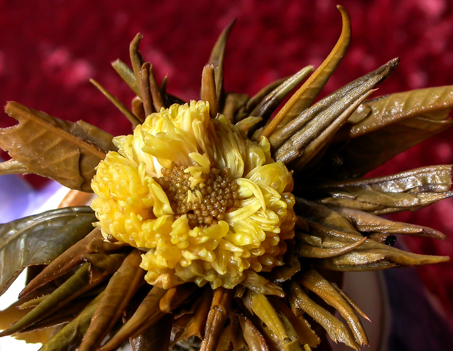 FLOWER TEA BALL